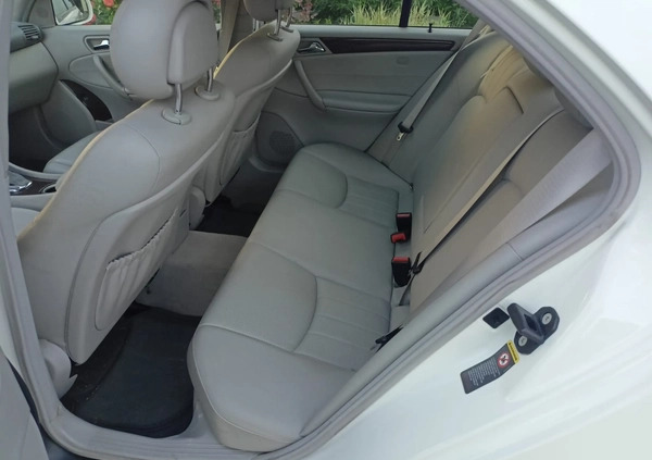 Mercedes-Benz Klasa C cena 19999 przebieg: 166000, rok produkcji 2005 z Świdnica małe 154